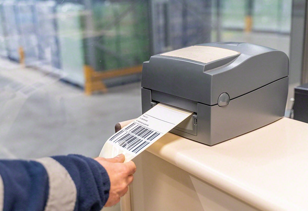 Multi Carrier Shipping Software genereert en print belangrijke documenten zoals productlabels