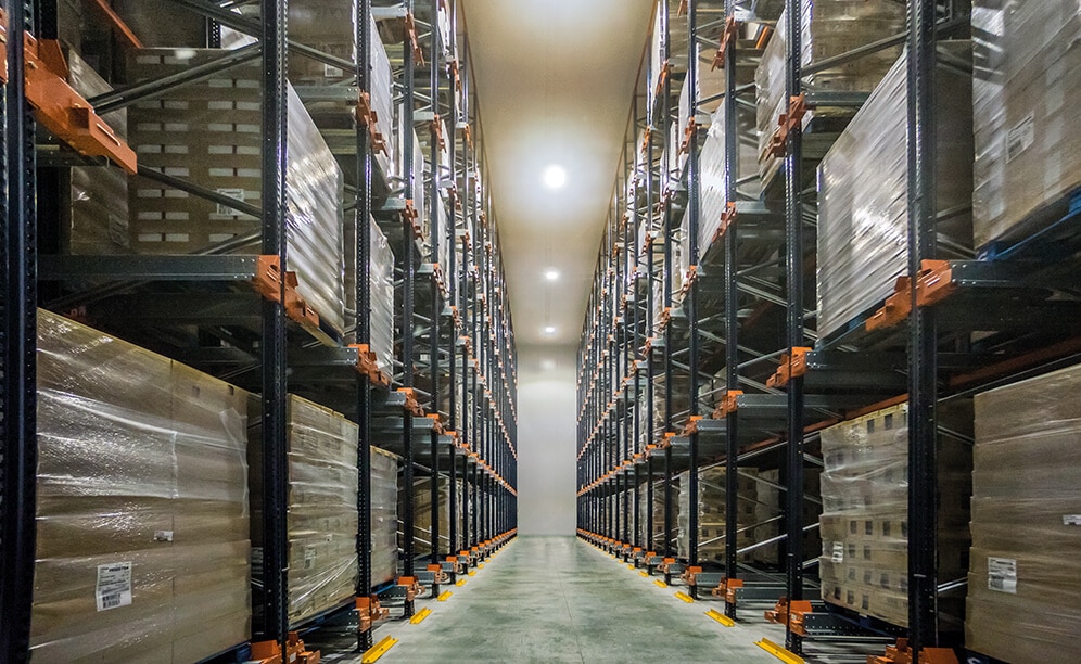 Le centre logistique avancé d'Alfrisan, doté de six chambres de congélation Le centre logistique avancé d'Alfrisan, doté de six chambres de congélation