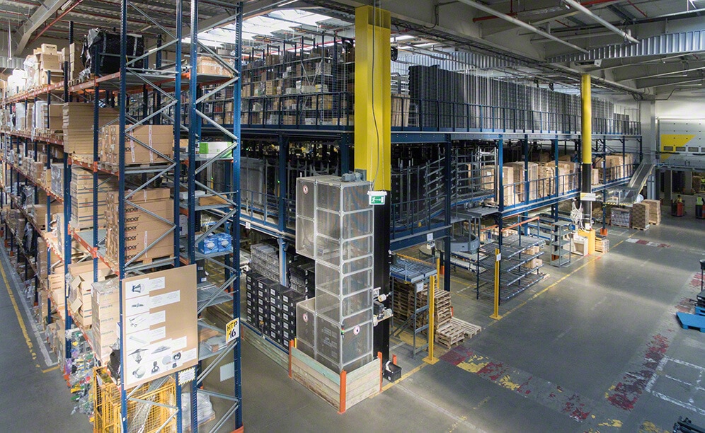 Avec sa capacité de 35 000 palettes, le centre logistique de l'opérateur et distributeur de services 3LP devient l'un des plus grands et plus performant de Pologne