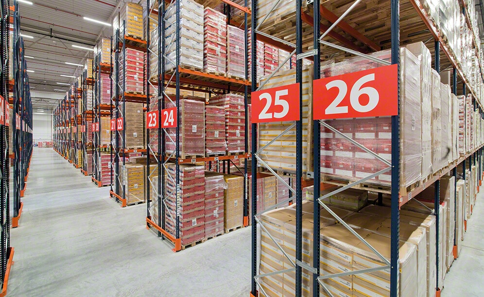 Le producteur et distributeur Lorenz Snack-World s'équipe de rayonnages d'une capacité de 6 560 palettes Le producteur et distributeur Lorenz Snack-World s'équipe de rayonnages d'une capacité de 6 560 palettes