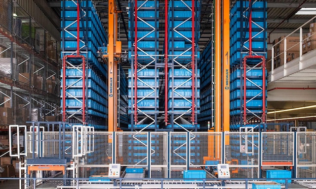 Magasin automatique pour bacs du site de COVAP en France