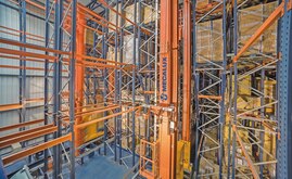 Mecalux construit un entrepôt autoportant d’une capacité de deux millions de paires de chaussures Mecalux construit un entrepôt autoportant d’une capacité de deux millions de paires de chaussures