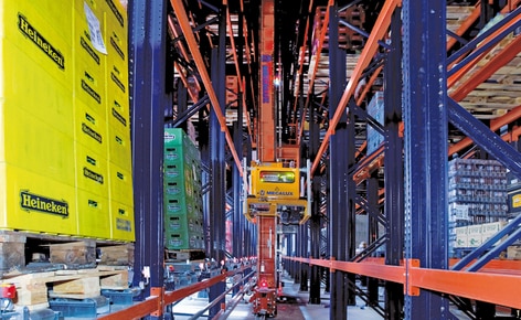 Mecalux augmente la capacité de stockage et de picking une entreprise de distribution avec l'installation d'un entrepôt automatique autoportant Mecalux augmente la capacité de stockage et de picking une entreprise de distribution avec l'installation d'un entrepôt automatique autoportant