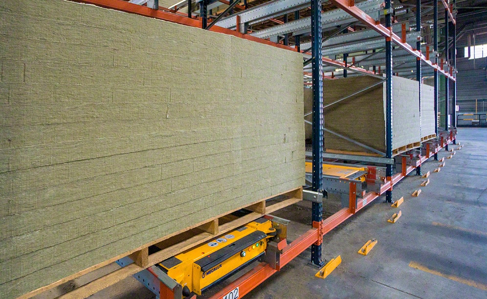 Système Pallet Shuttle adapté aux marchandises très volumineuses Système Pallet Shuttle adapté aux marchandises très volumineuses