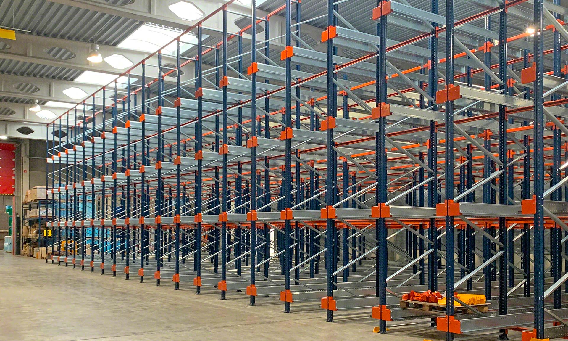 Manna Foods : een optimale opslagcapaciteit op een minimale ruimte Manna Foods : een optimale opslagcapaciteit op een minimale ruimte