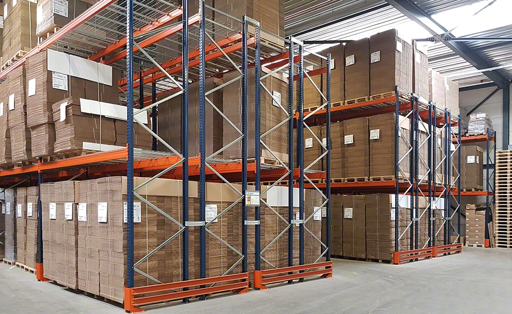 Magazijn van Scherp Verpakkingen B.V. Magazijn van Scherp Verpakkingen B.V.