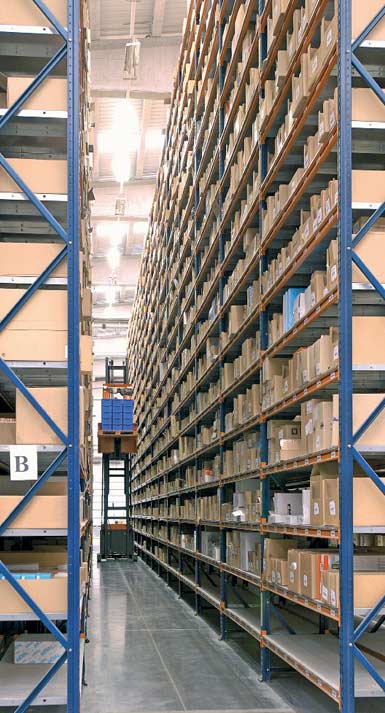 Voorbeeld van een hoogbouwmagazijn