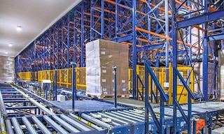 Une nouvelle chambre de congélation pour doubler le volume de production Une nouvelle chambre de congélation pour doubler le volume de production