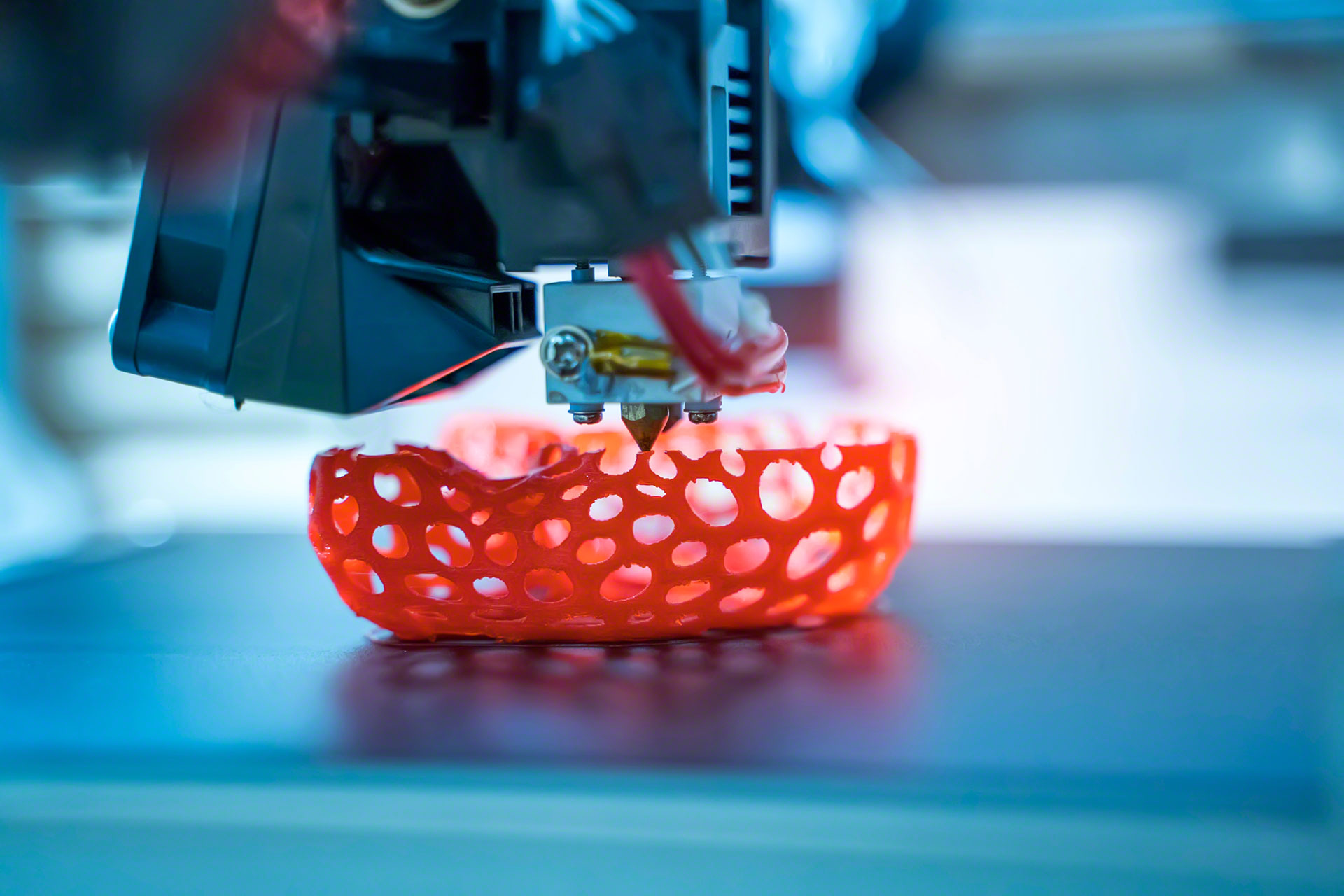 Additive manufacturing is an innovative production method that reduces manufacturing operating costs