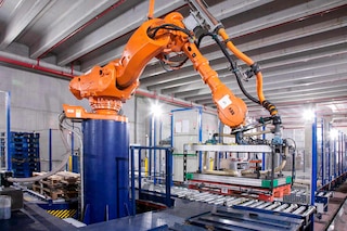 Pick and place robots pick products and place them in another location automatically and in an agile way Pick and place robots pick products and place them in another location automatically and in an agile way