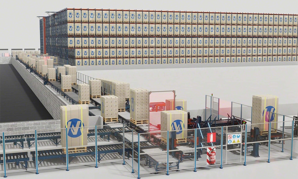 Le magasin automatique dans l'usine de fabrication de CEE Schisler Packaging Solutions