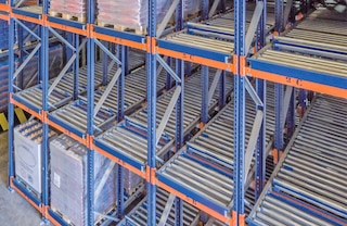 Pallethouders maken het makkelijker om pallets uit te halen