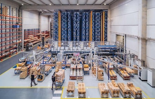 Ce système vise à minimiser les coûts opérationnels liés à la préparation des commandes