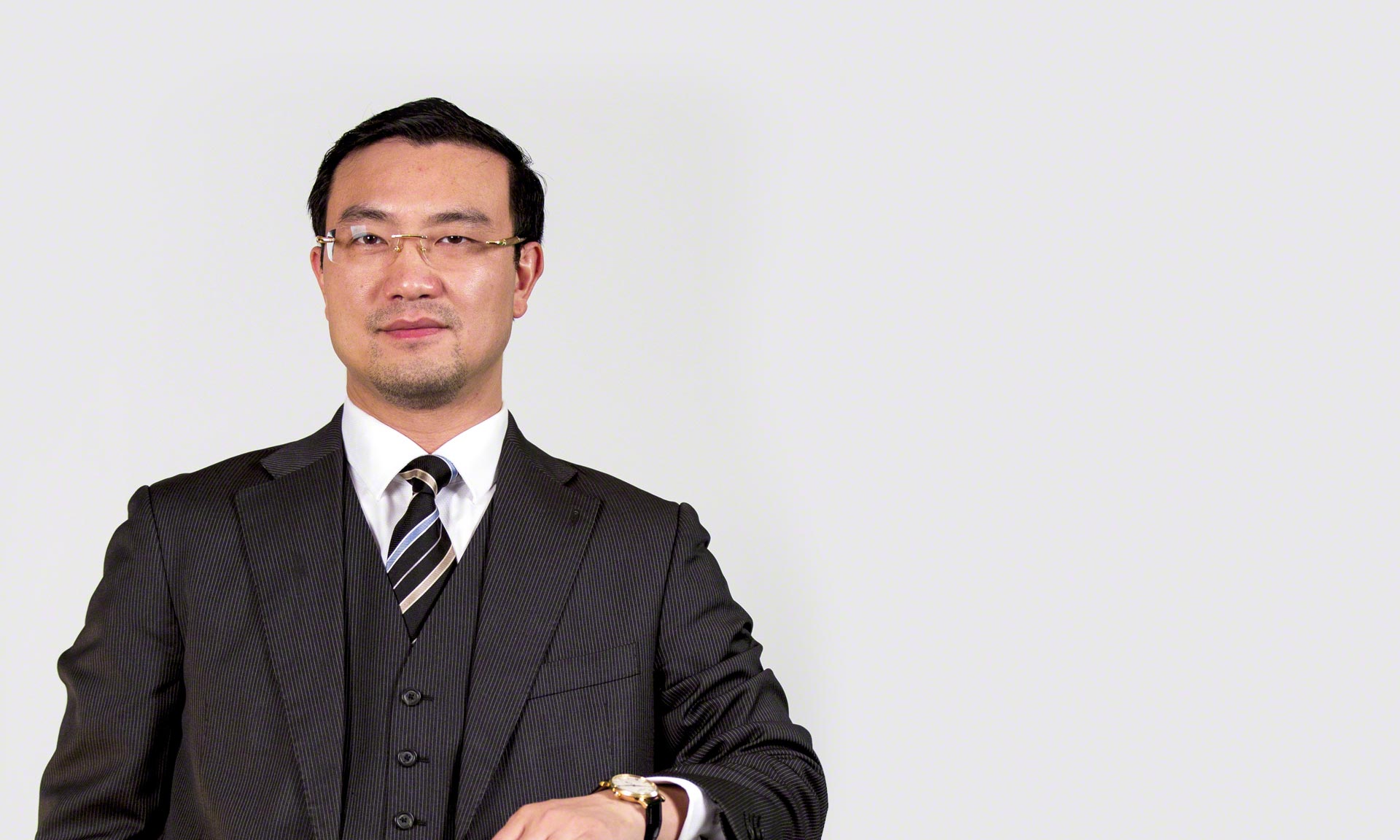 Yeming Gu L’IA dans la logistique (entretien avec Yeming Gong) - Mecalux Belgique