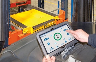 Het systeem wordt bediend vanaf een touchscreen tablet met intuïtieve en gebruiksvriendelijke software