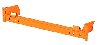 Les lisses du rack push-back servent de support aux rails Les lisses du rack push-back servent de support aux rails