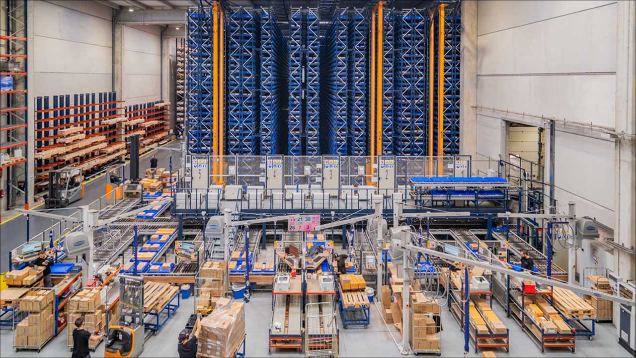 Hispanox pickt dagelijks 1.800 orderregels voor in drie magazijnen
